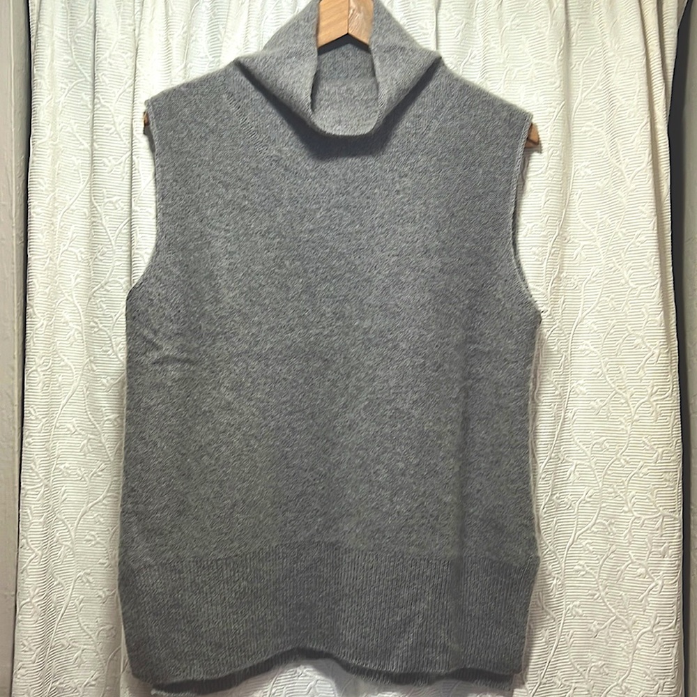 Vince sweater